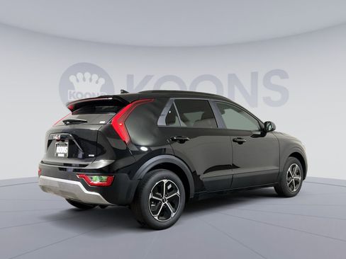 New 2026 Kia Niro LX image 5