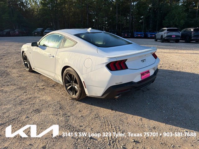 Used 2024 Ford Mustang GT RWD image 8