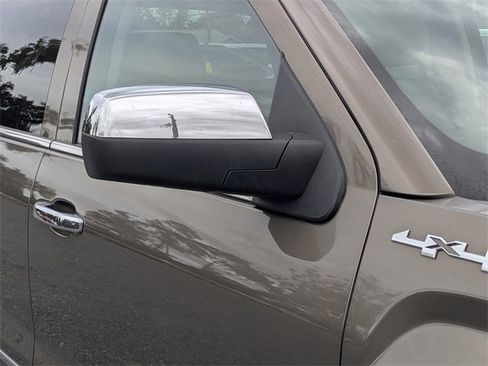 Used 2015 GMC Sierra 1500 SLT w/ SLT Crew Cab Value Package image 10