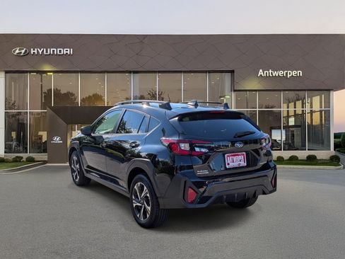 Used 2025 Subaru Crosstrek 2.5i Premium AWD/4WD image 5