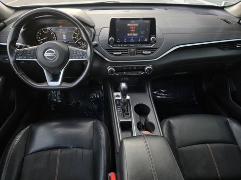 Used 2022 Nissan Altima 2.5 SR image 12