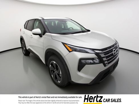 Used 2025 Nissan Rogue SV image 1