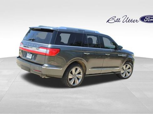 Used 2018 Lincoln Navigator Reserve w/ Technology Package AWD/4WD image 5
