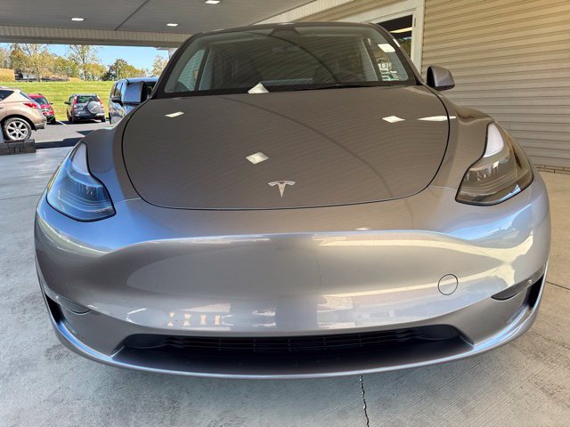 Used 2025 Tesla Model Y Long Range AWD/4WD image 11