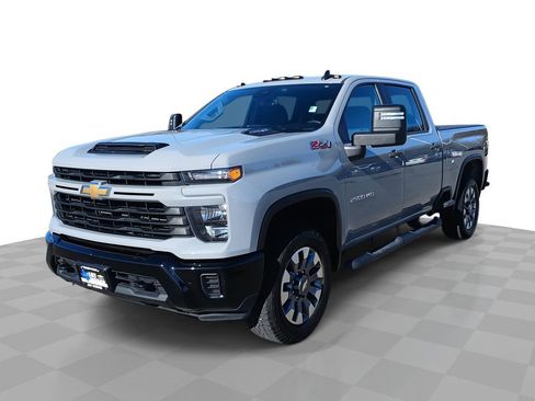 Used 2024 Chevrolet Silverado 2500 Custom w/ Custom Value Package image 1