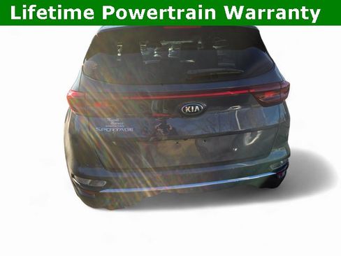 Used 2022 Kia Sportage LX image 19