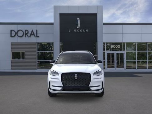 New 2026 Lincoln Corsair Grand Touring w/ Jet Appearance Package AWD/4WD image 6