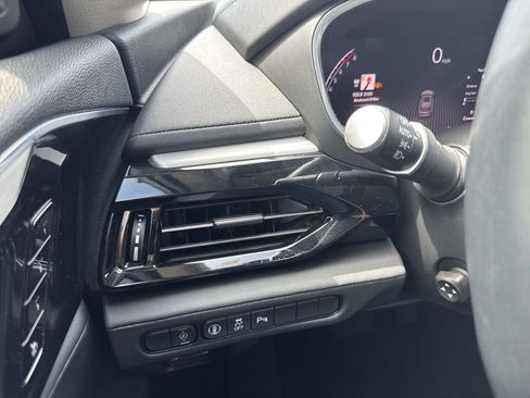 Used 2025 Acura MDX w/ Technology Package FWD image 28