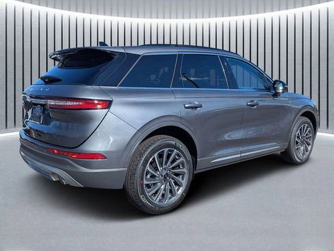 New 2026 Lincoln Corsair Reserve image 3