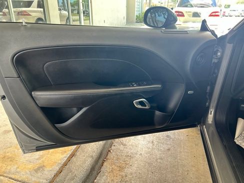 Used 2019 Dodge Challenger SXT w/ Plus Package RWD image 27