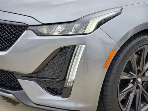 Used 2020 Cadillac CT5 Sport RWD image 7