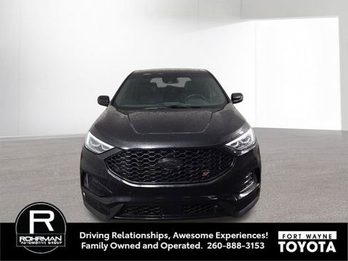 Used 2020 Ford Edge ST w/ Equipment Group 401A image 3