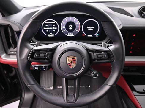 Certified 2025 Porsche Cayenne Coupe AWD/4WD image 19