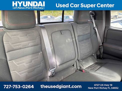 Used 2022 Nissan Frontier Pro-X w/ Technology Package image 10