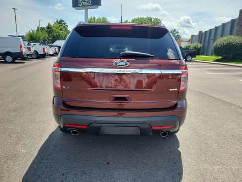 Used 2015 Ford Explorer XLT w/ Equipment Group 202A AWD/4WD image 4