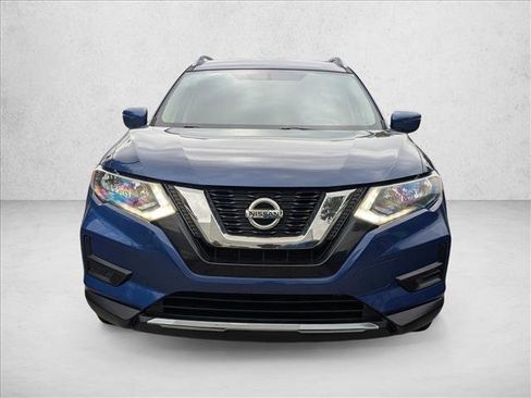 Used 2017 Nissan Rogue S w/ S Appearance Package image 2