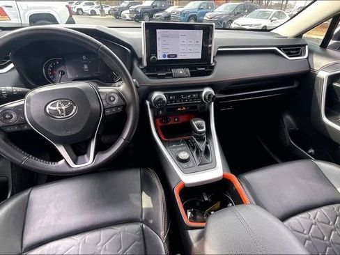 Used 2024 Toyota RAV4 Adventure image 15