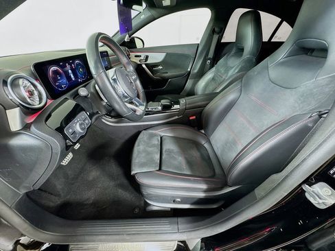 Used 2023 Mercedes-Benz CLA 250 image 23