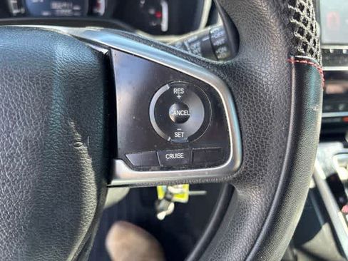 Used 2018 Honda CR-V LX image 12