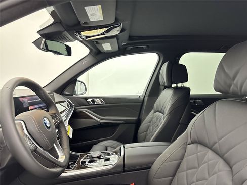 New 2026 BMW X5 xDrive50e AWD/4WD image 24