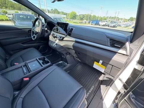 New 2026 Honda Odyssey Sport-L image 33