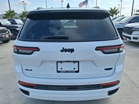 New 2025 Jeep Grand Cherokee L Summit AWD/4WD image 6