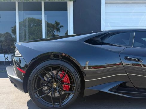 Used 2015 Lamborghini Huracan LP 610-4 image 11