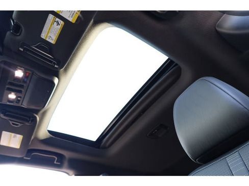 New 2026 Subaru Outback Touring XT image 34