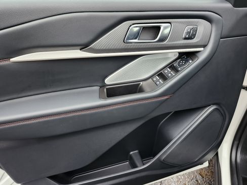 Used 2025 Ford Explorer ST w/ Sun And Sound Package image 29