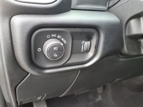 Used 2026 RAM 2500 Big Horn AWD/4WD image 25