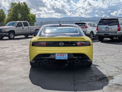 New 2023 Nissan Z w/ Floor Mat Package (L93) RWD image 6