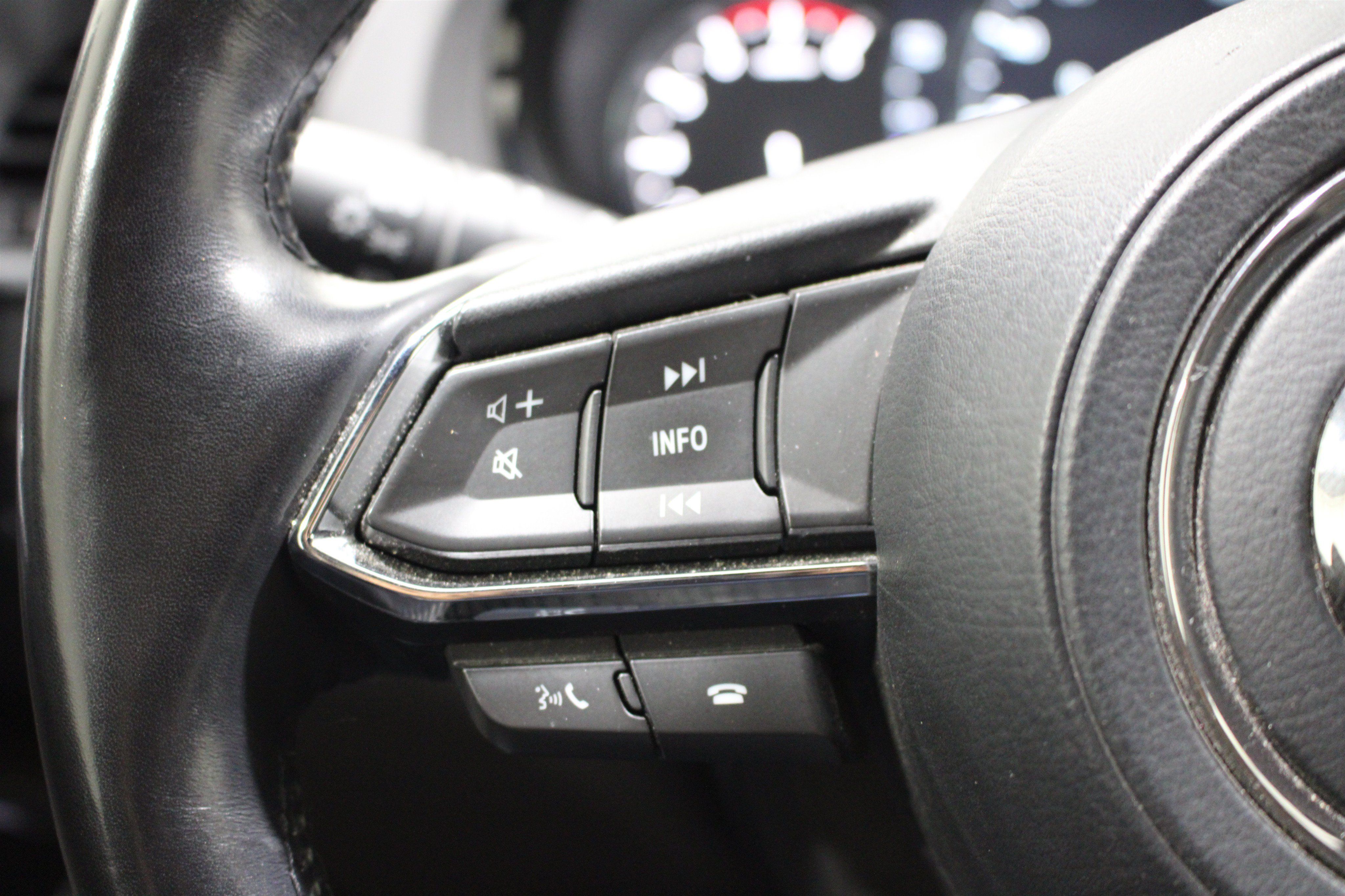 Used 2022 MAZDA CX-9 Signature AWD/4WD image 11