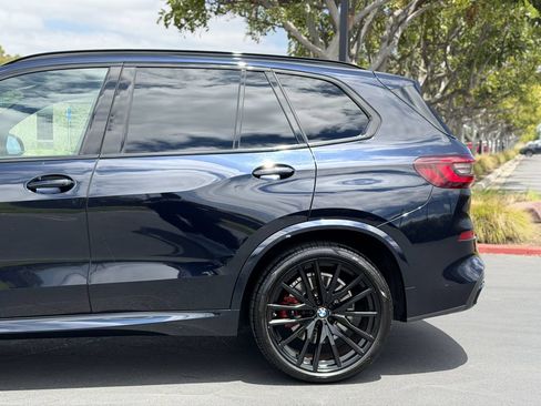Used 2022 BMW X5 M50i w/ Executive Package AWD/4WD image 11