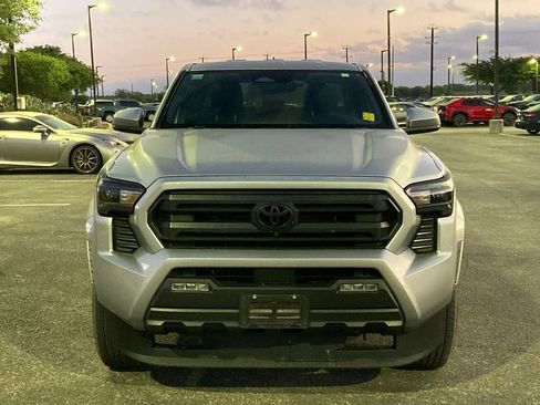 Used 2024 Toyota Tacoma SR5 image 2