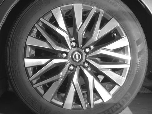 Used 2025 Nissan Altima 2.5 SV image 14