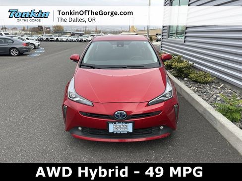 Used 2022 Toyota Prius LE image 9