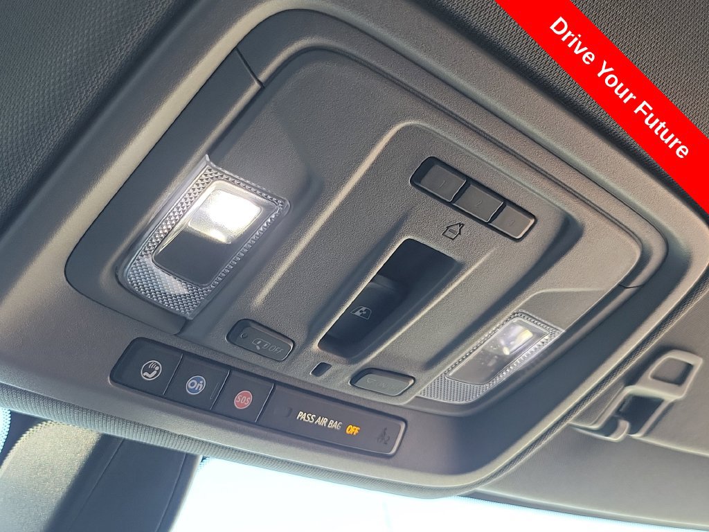 Used 2020 Chevrolet Silverado 1500 RST AWD/4WD image 16