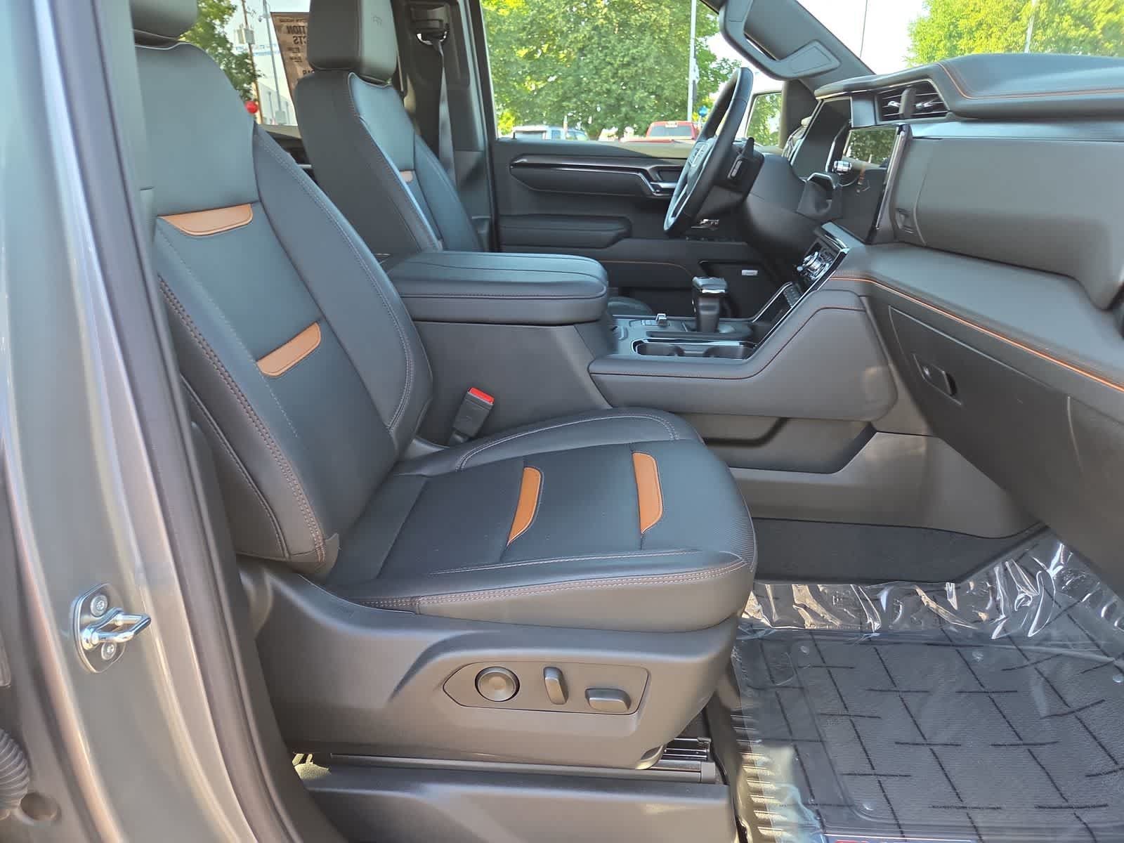 Used 2025 GMC Sierra 1500 AT4 AWD/4WD image 22