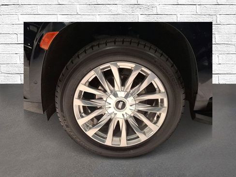 Certified 2023 Cadillac Escalade Premium Luxury AWD/4WD image 9