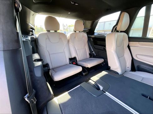 New 2026 Volvo XC90 T8 Ultra w/ Lounge Package AWD/4WD image 28