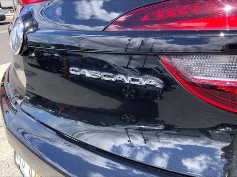 Used 2018 Buick Cascada Sport Touring w/ Dark Effects Package FWD image 7