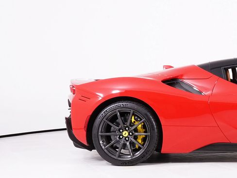 Used 2024 Ferrari SF90 Spider AWD/4WD image 17