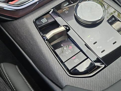 Certified 2025 BMW X3 xDrive30i w/ Premium Package image 14