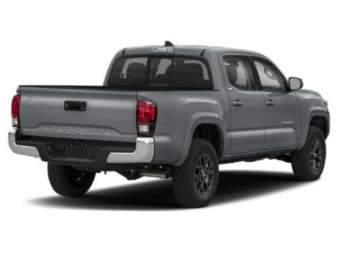 Used 2022 Toyota Tacoma SR AWD/4WD image 2