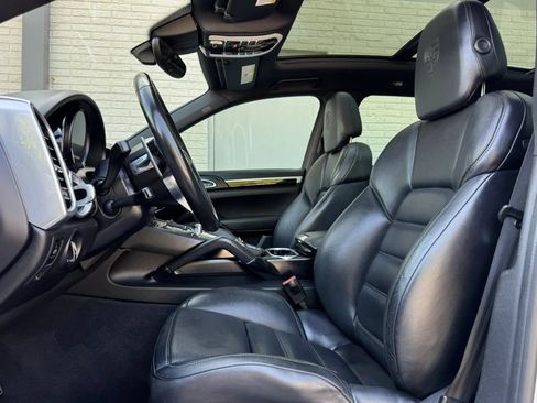 Used 2016 Porsche Cayenne S AWD/4WD image 16