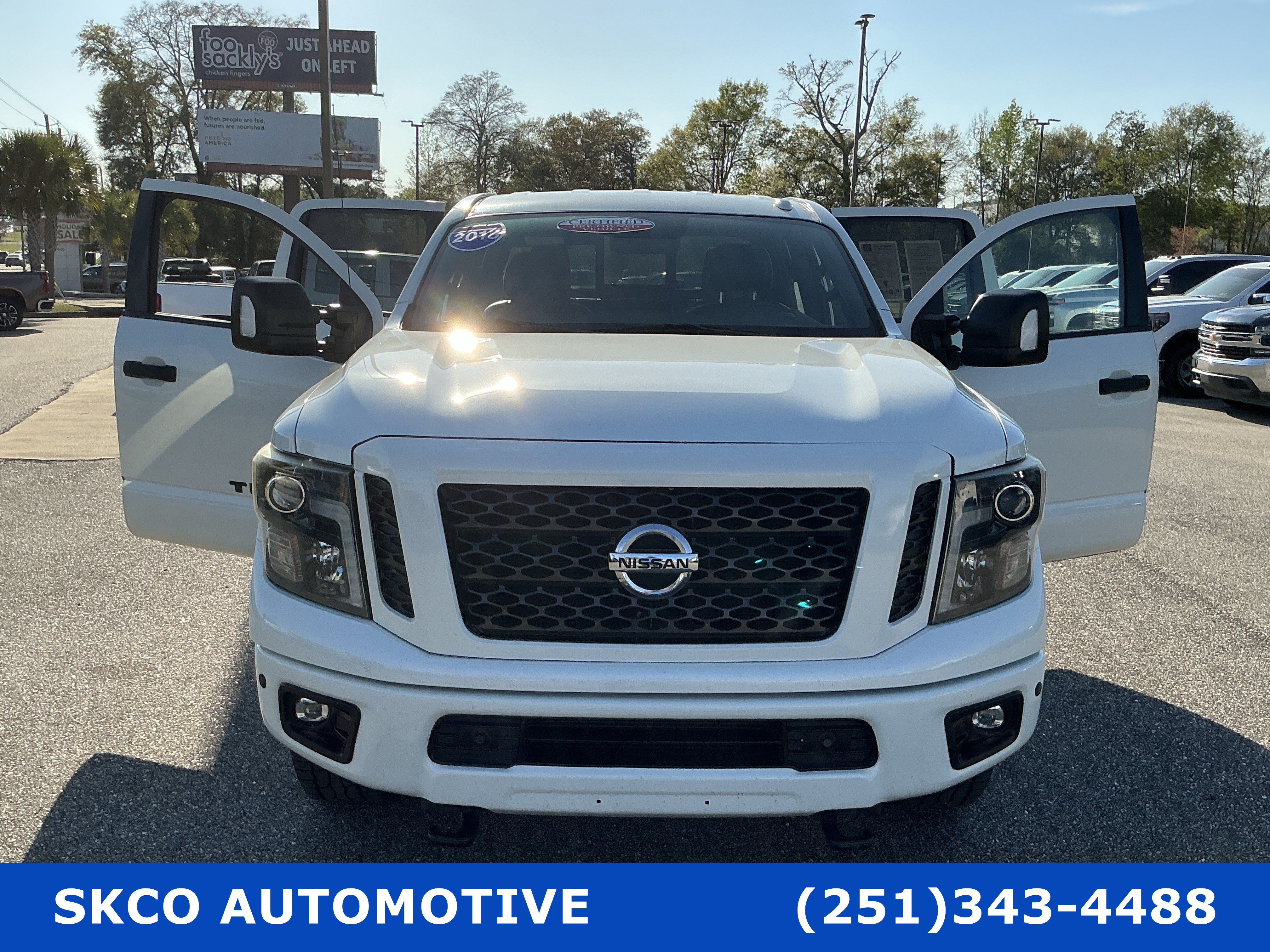Used 2018 Nissan Titan SL w/ Midnight Edition AWD/4WD image 34