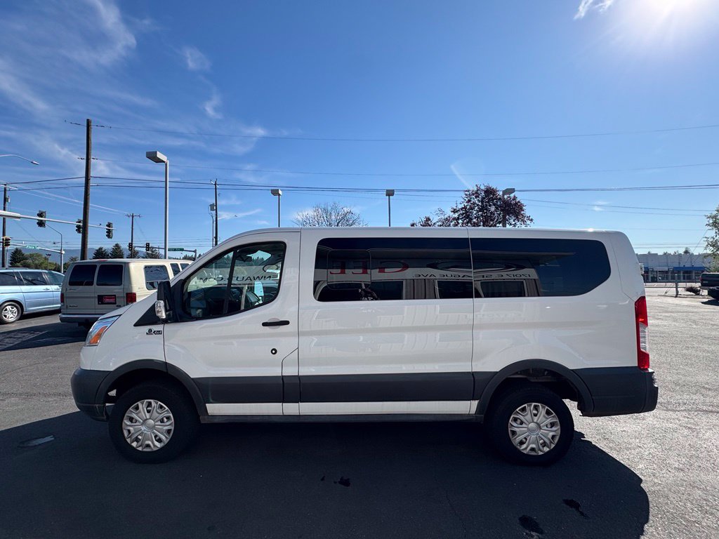 Used 2017 Ford Transit 150 XLT RWD image 6
