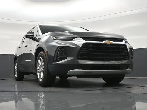 Used 2020 Chevrolet Blazer LT FWD image 29
