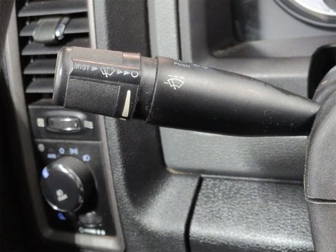 Used 2013 RAM 1500 Express image 26