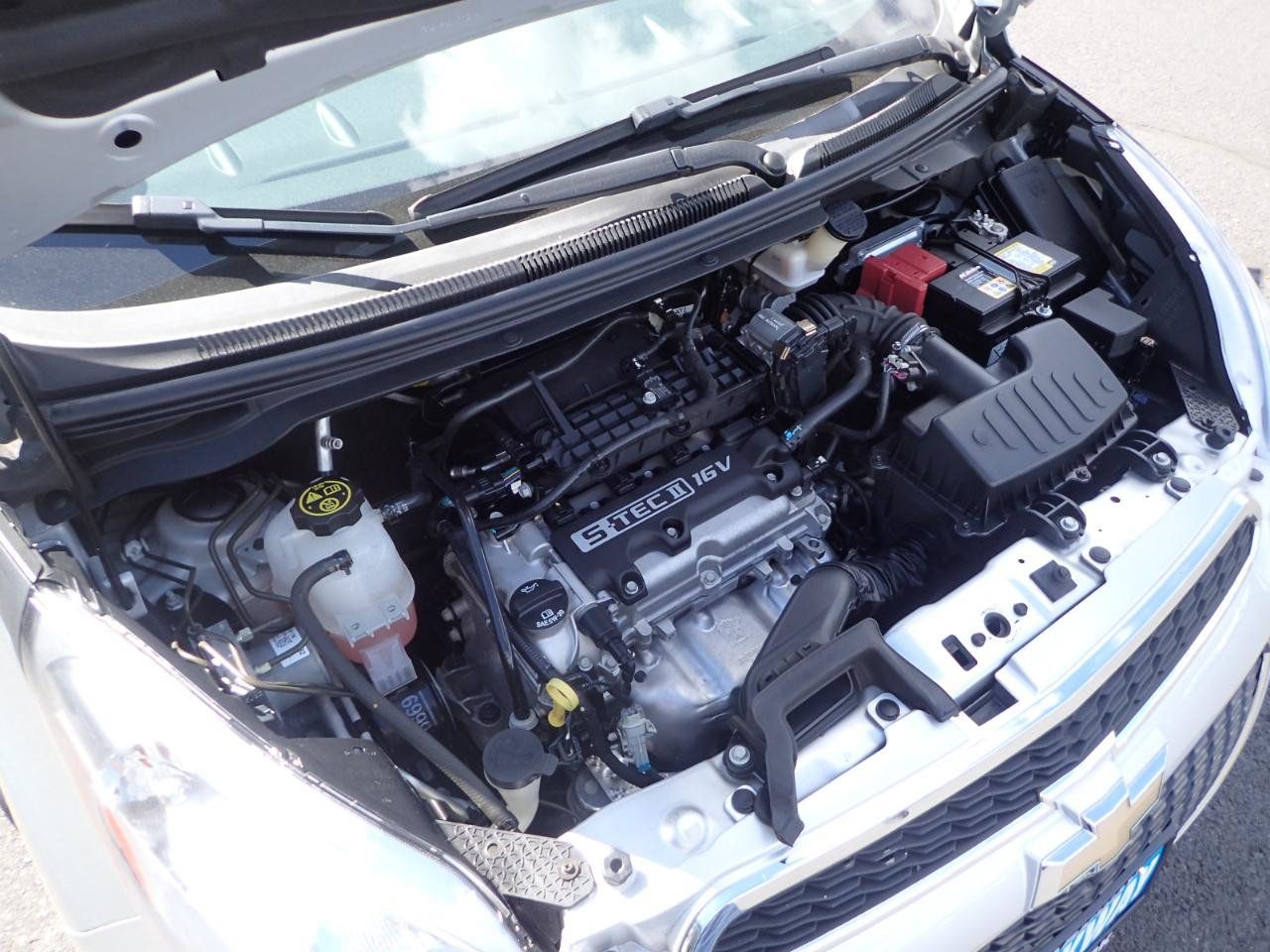 Used 2015 Chevrolet Spark LT FWD image 22